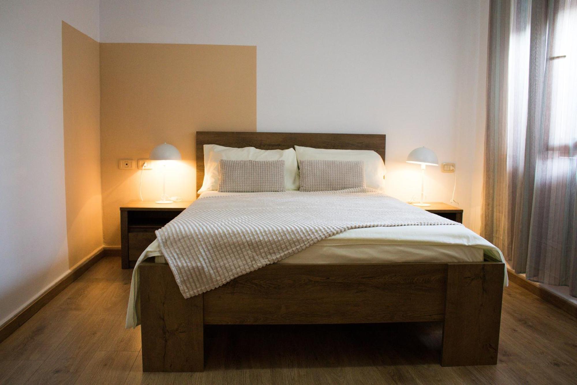 Angie'S Perfect Location Flat - Walk To Sights Tiranë Luaran gambar